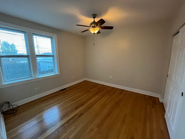 $1,895 | 3422 West Waveland Avenue, Unit 1E, Chicago, IL 60618