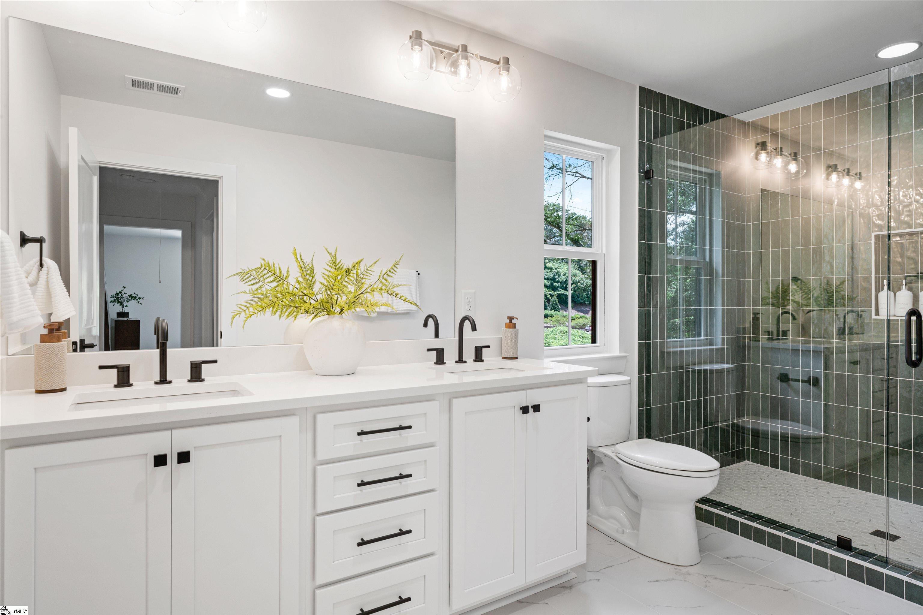 34 Lowndes Hill Road Greenville, SC 29607 - Photo 15 of 24