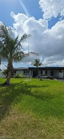 $3,000 | 1118 Northeast Pine Island Lane, Cape Coral, FL 33909