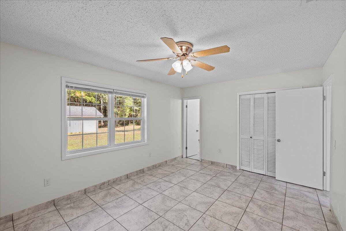3065 Aplin Road Crestview, FL 32539 - Photo 18 of 35 16-IMG_0202