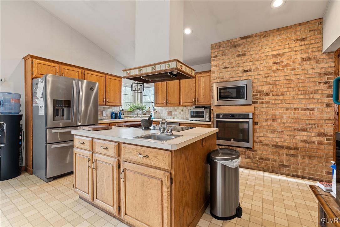 2895 Township Line Road Orefield, PA 18069 - Photo 16 of 50 Gallery Image 16
