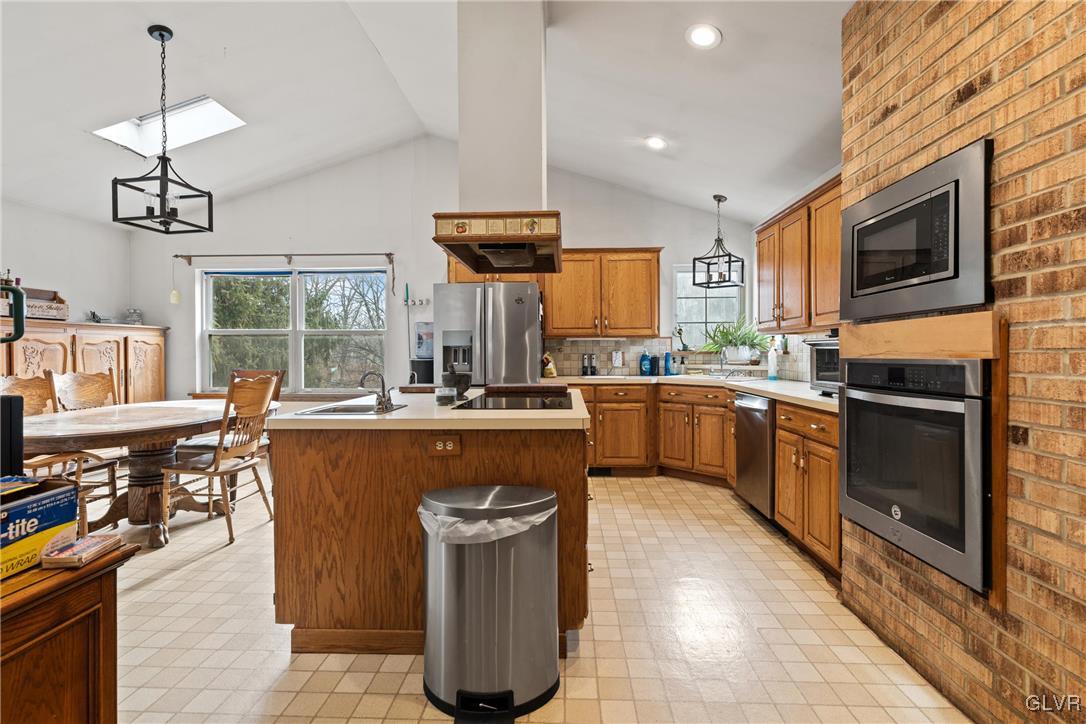 2895 Township Line Road Orefield, PA 18069 - Photo 17 of 50 Gallery Image 17