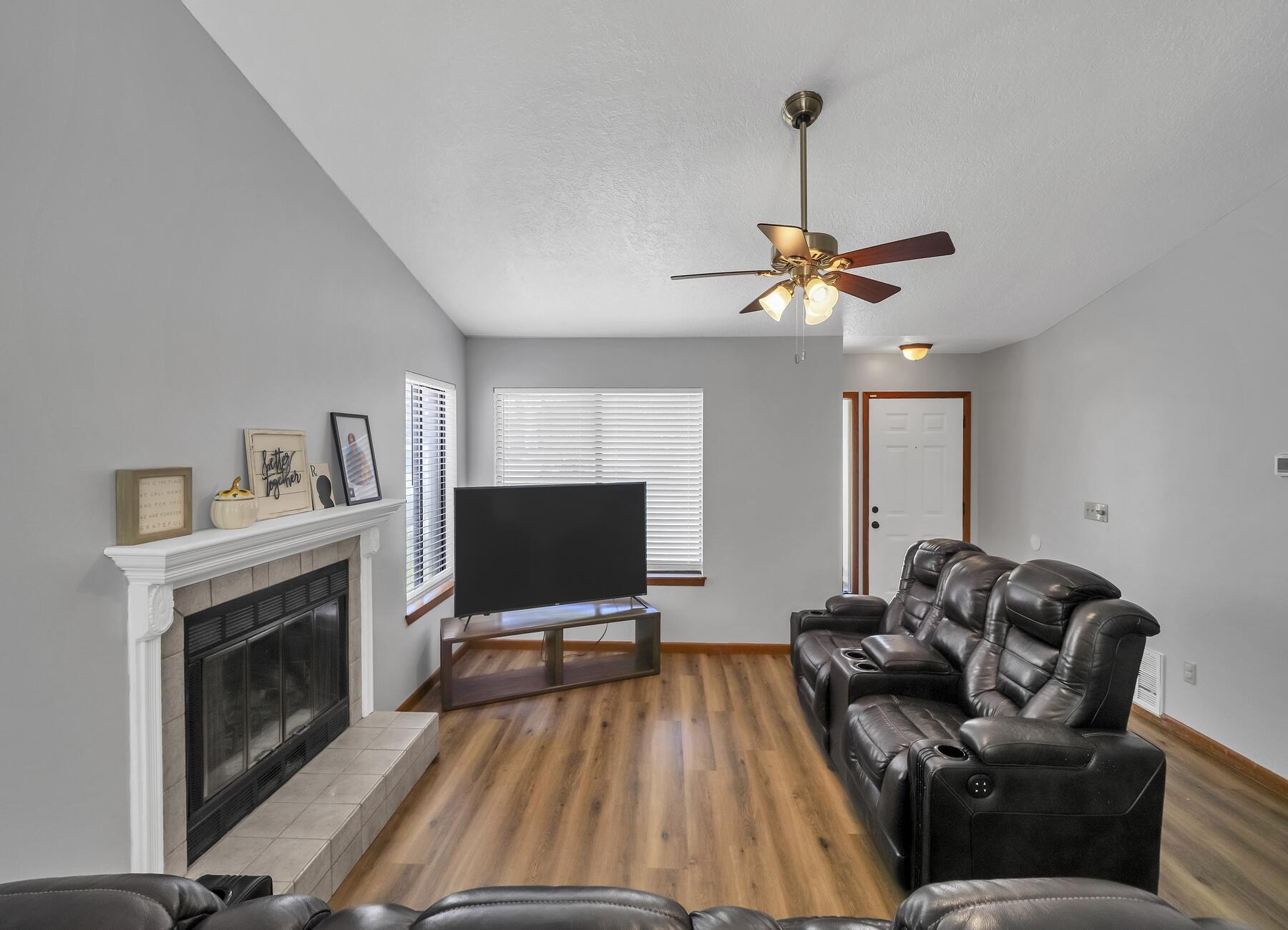 113 Cedar Ridge Way Niceville, FL 32578 - Photo 1 of 25 DSC00834