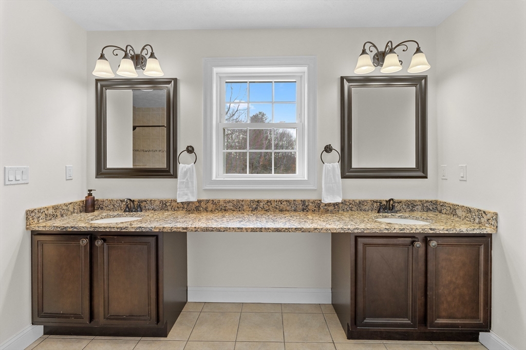 307 Bullard Street Holden, MA 01520 - Photo 28 of 41