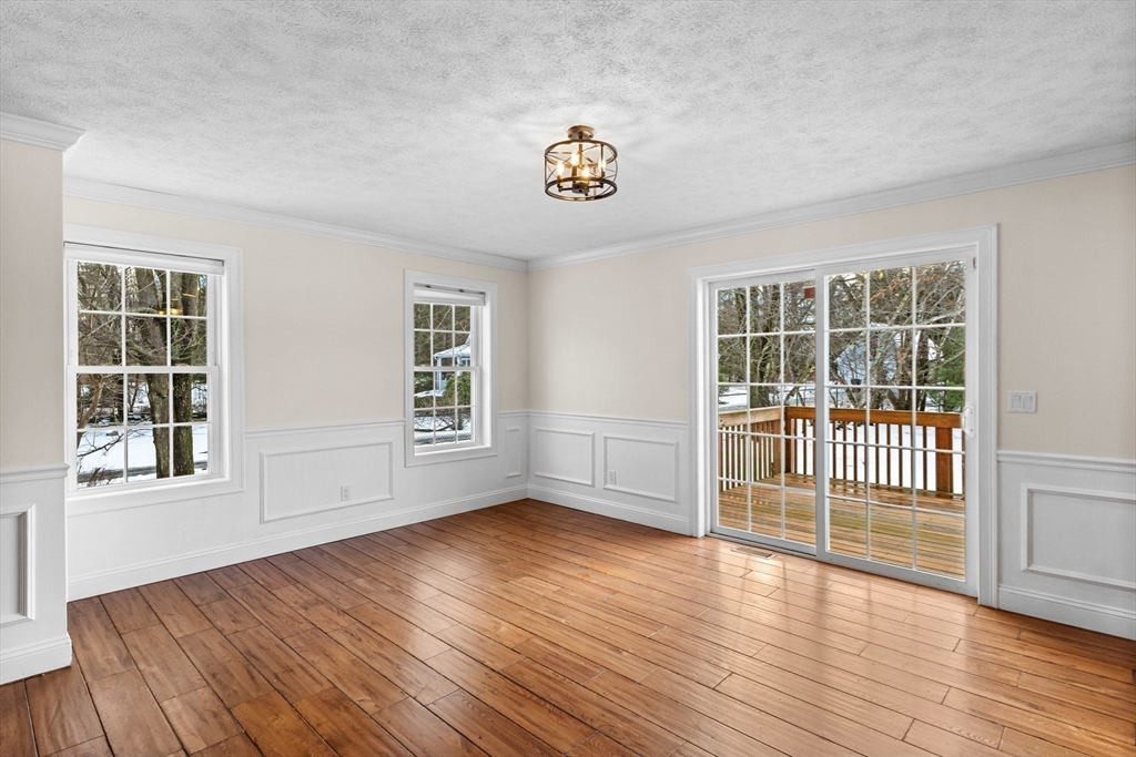 307 Bullard Street Holden, MA 01520 - Photo 8 of 41