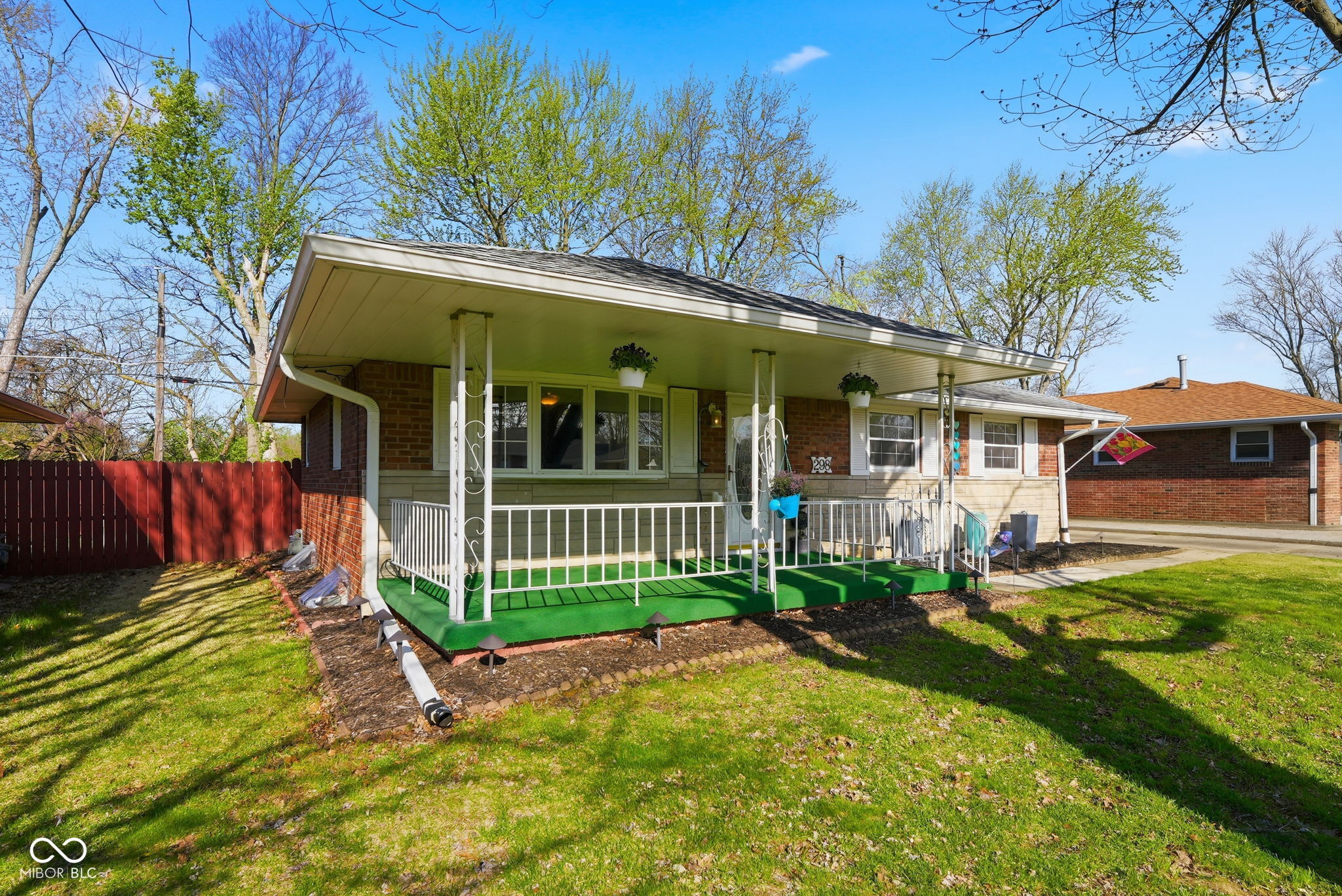 298 Clark Avenue Beech Grove, IN 46107 - Photo 5 of 44