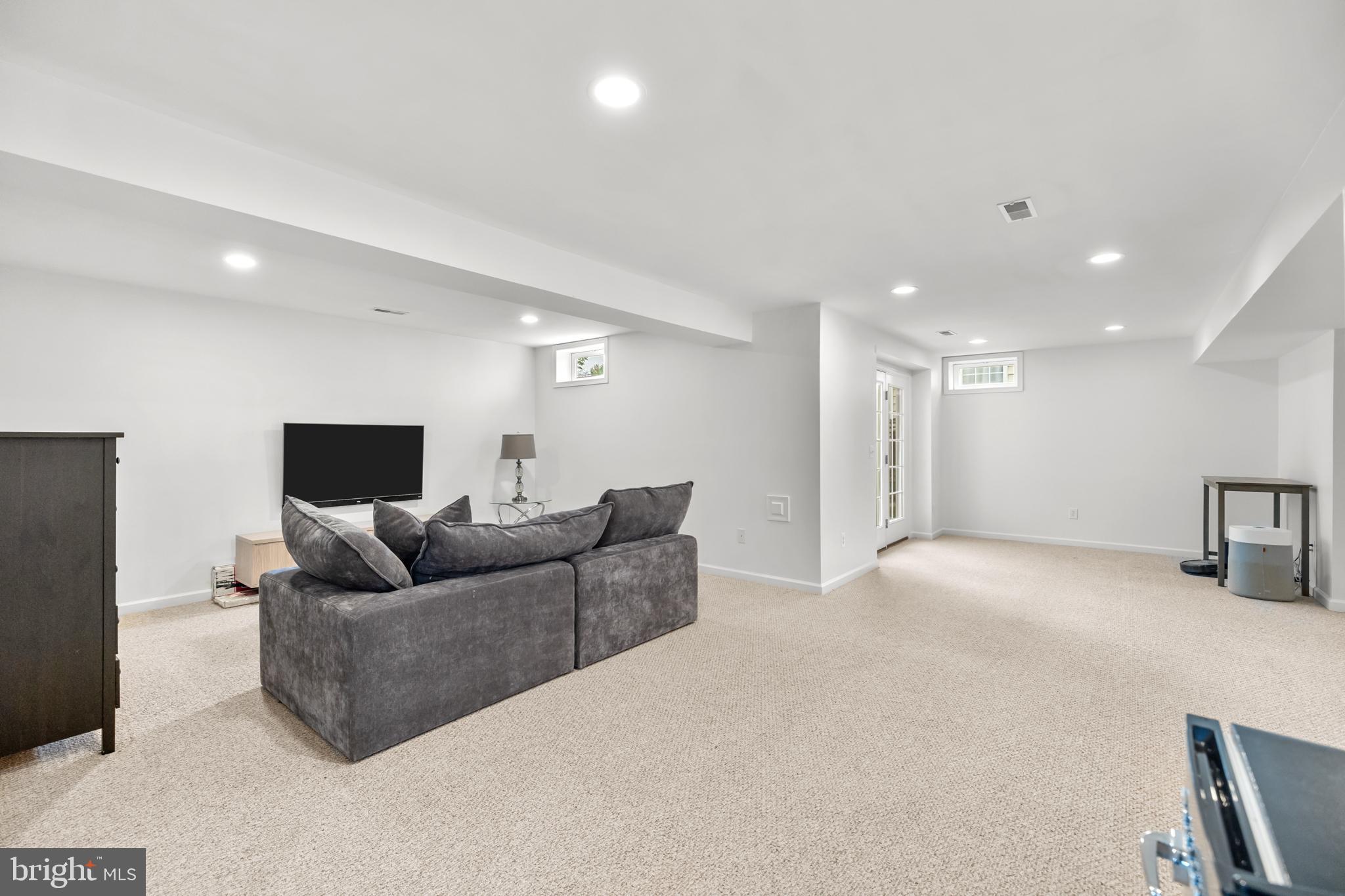 14189 Clatterbuck Loop Gainesville, VA 20155 - Photo 48 of 69