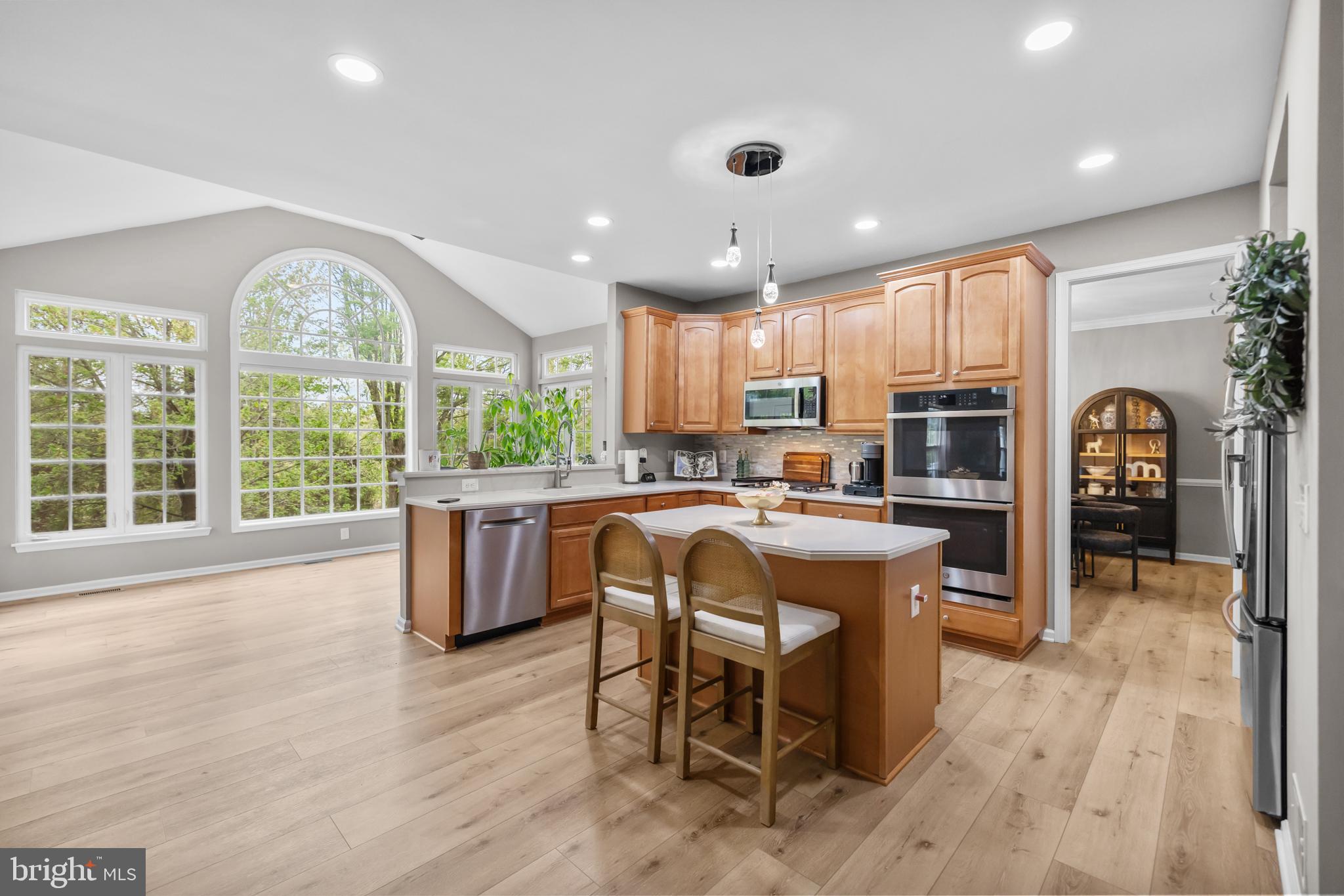 14189 Clatterbuck Loop Gainesville, VA 20155 - Photo 8 of 69