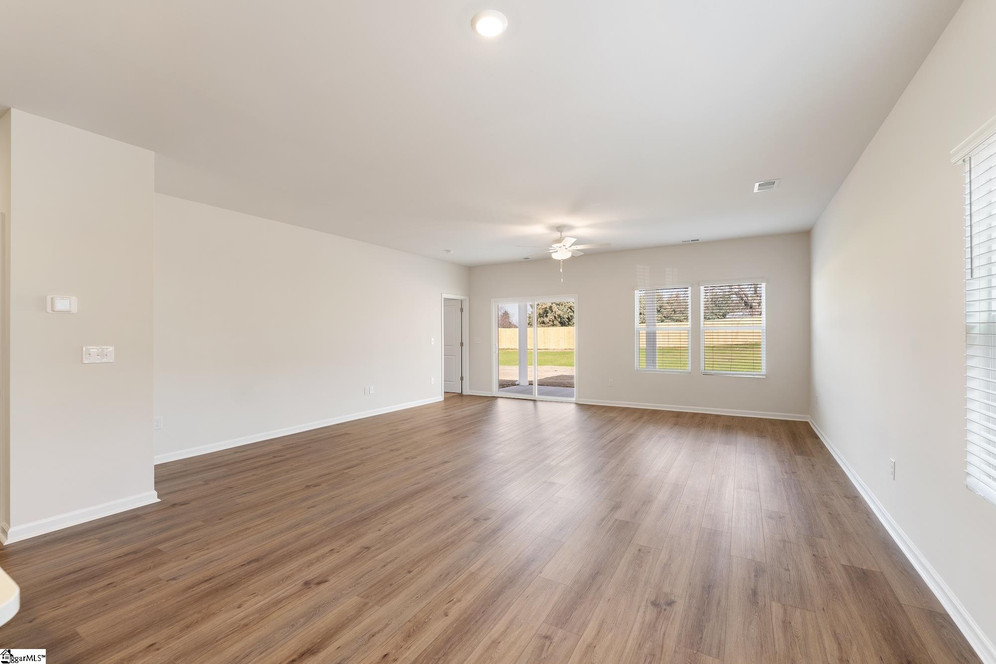 402 Dodger Avenue Chesnee, SC 29323 - Photo 11 of 33