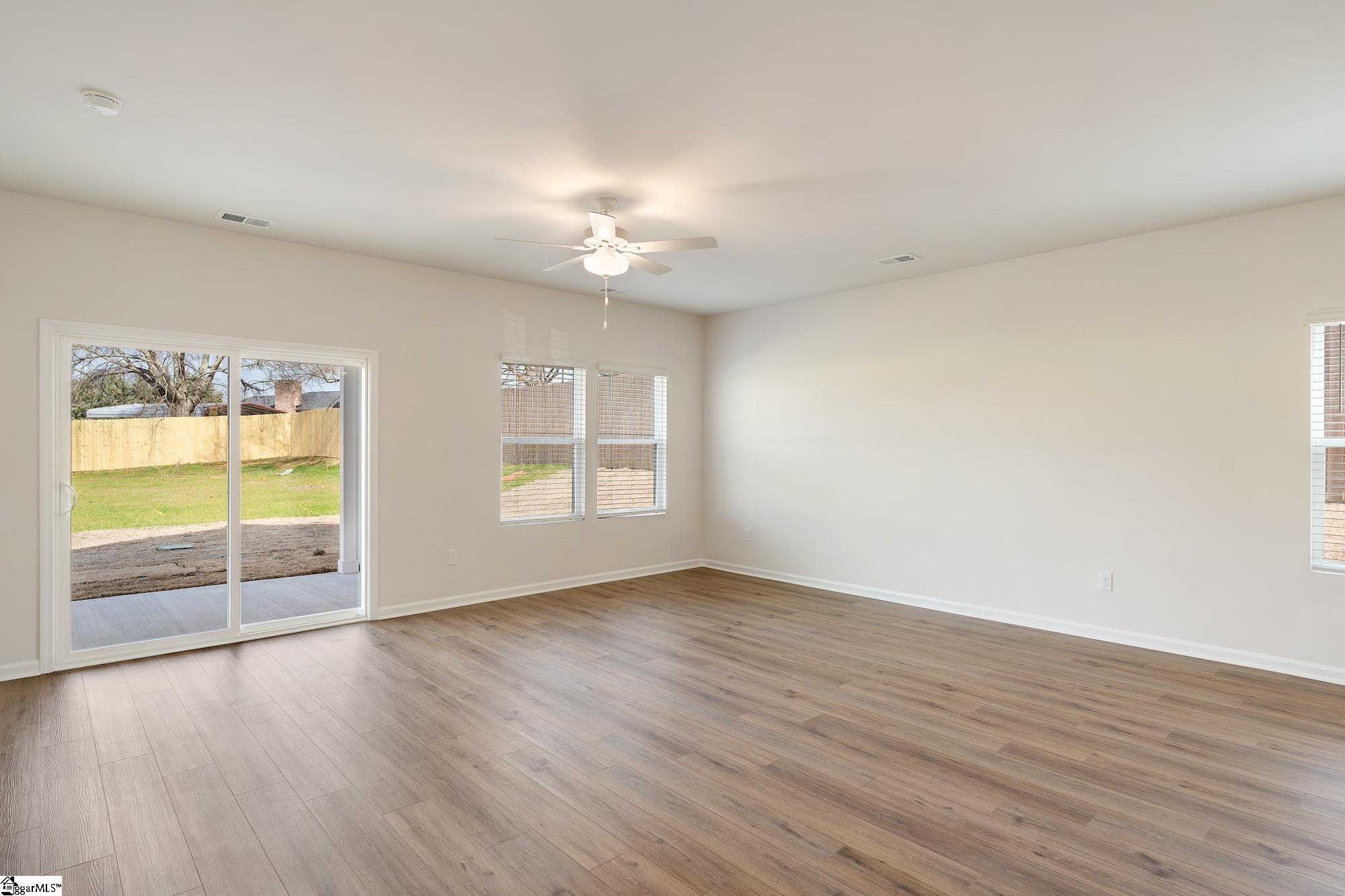 402 Dodger Avenue Chesnee, SC 29323 - Photo 13 of 33