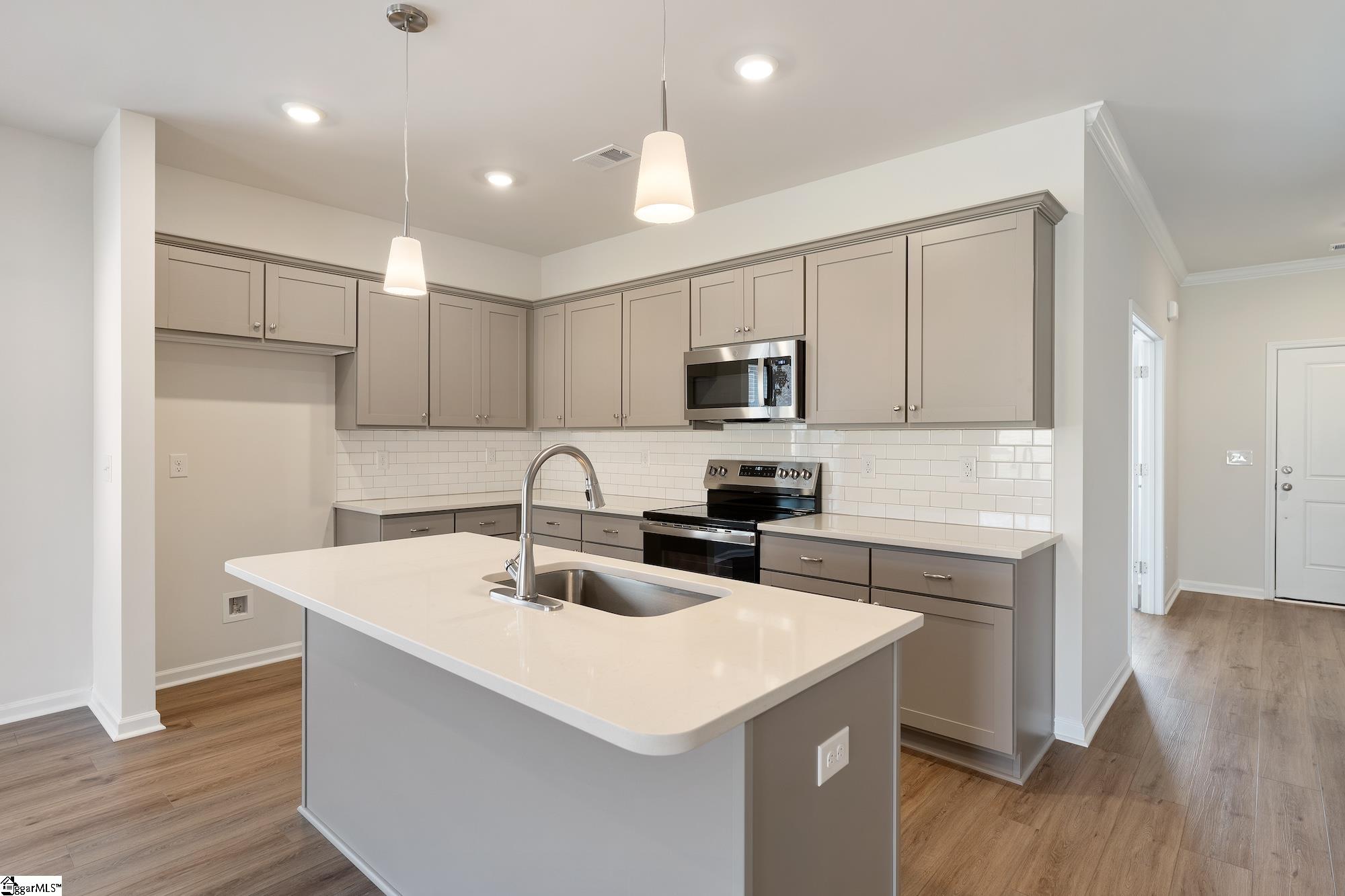 402 Dodger Avenue Chesnee, SC 29323 - Photo 7 of 33