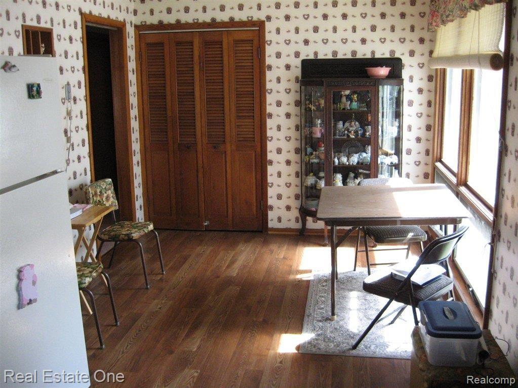 443 Orchard Ridge Road South Lyon, MI 48178 - Photo 10 of 16 dining.jpg
