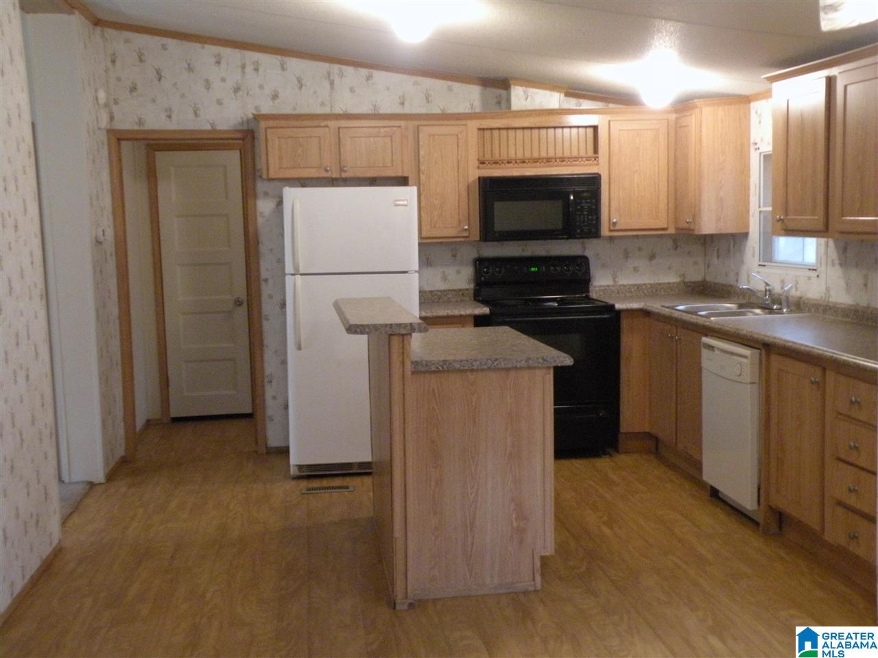 1190 Tanyard Hill Road Sylacauga, AL 35151 - Photo 10 of 23