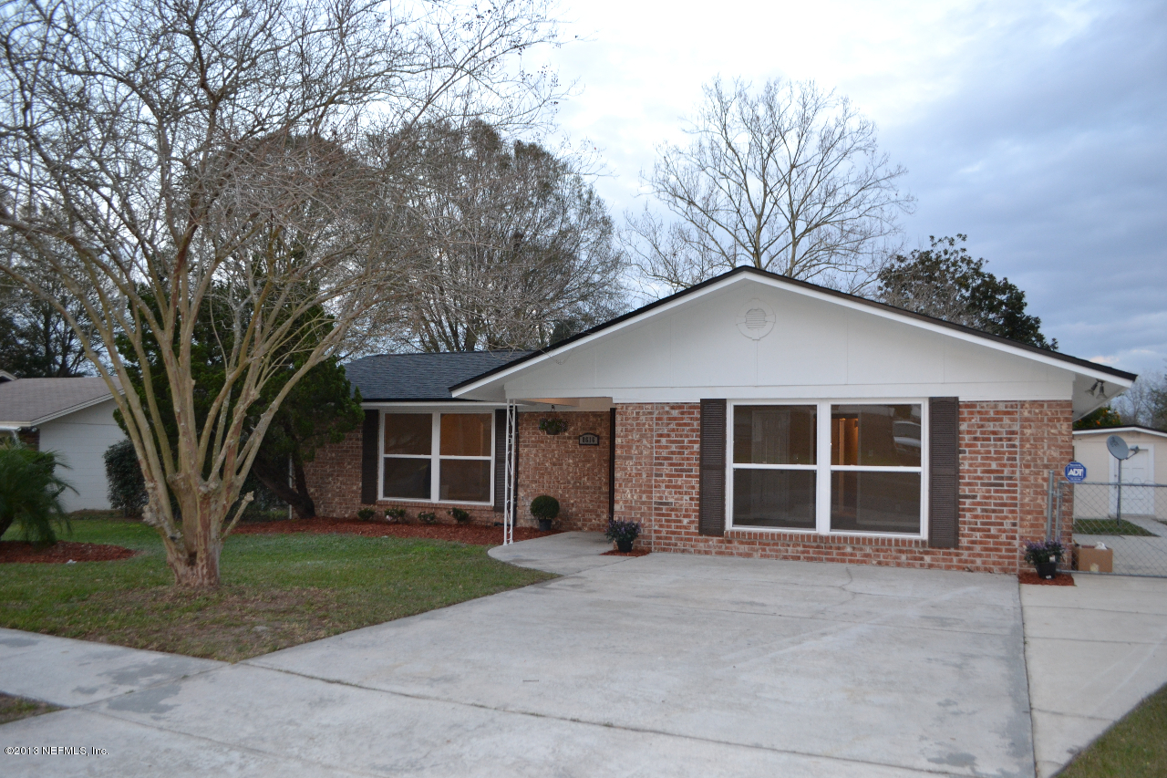 8616 Hammondwood Road South Jacksonville, FL 32221 - Photo 1 of 22 DSC_0456