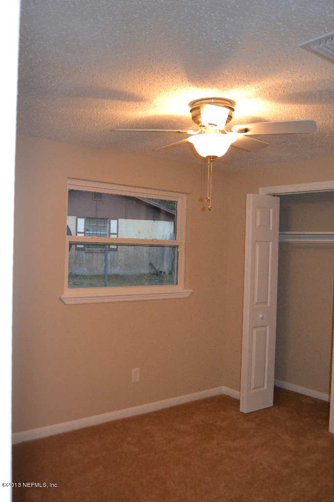 8616 Hammondwood Road South Jacksonville, FL 32221 - Photo 12 of 22 DSC_0475