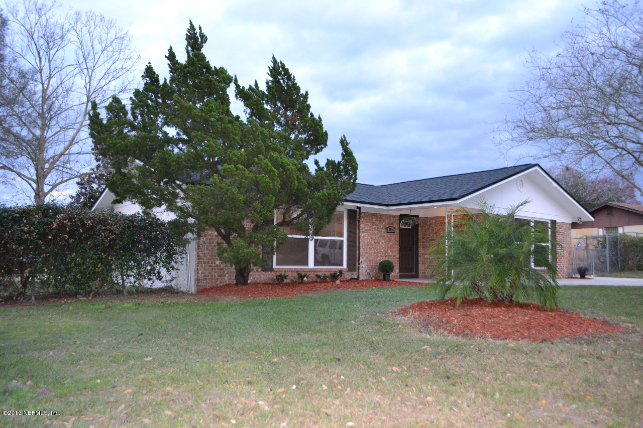 8616 Hammondwood Road South Jacksonville, FL 32221 - Photo 3 of 22 DSC_0457