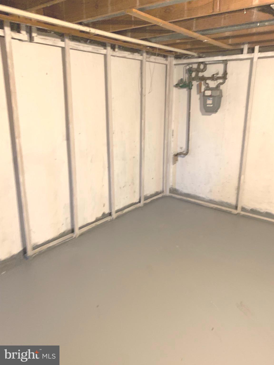 2126 Koko Lane Baltimore, MD 21216 - Photo 41 of 44 Basement