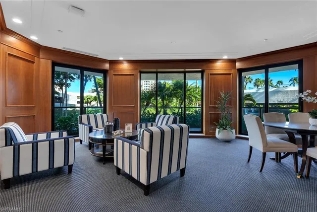 $11,000 | 4901 Gulf Shore Boulevard North, Unit 201, Naples, FL 34103