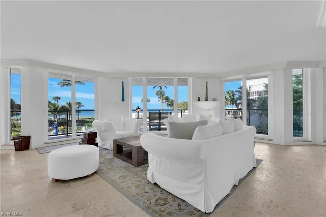 $11,000 | 4901 Gulf Shore Boulevard North, Unit 201, Naples, FL 34103