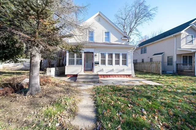 $240,000 | 2226 North Bryant Avenue, Minneapolis, MN 55411