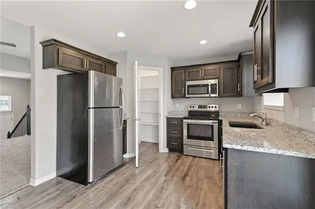 $301,000 | 21718 Southcreek Court, Peculiar, MO 64078