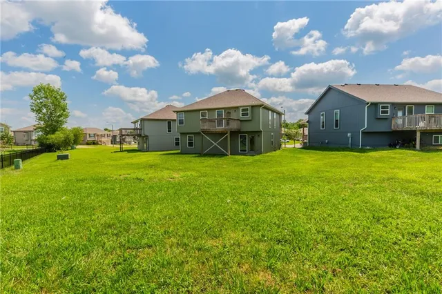 $301,000 | 21718 Southcreek Court, Peculiar, MO 64078