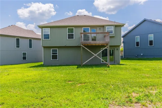 $301,000 | 21718 Southcreek Court, Peculiar, MO 64078