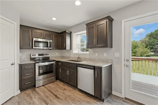 $301,000 | 21718 Southcreek Court, Peculiar, MO 64078