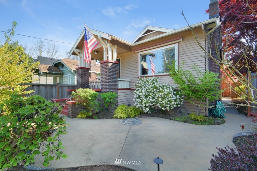 5730 Keystone Place North Seattle, WA 98103 - Photo 1 of 13 Gallery Image 1