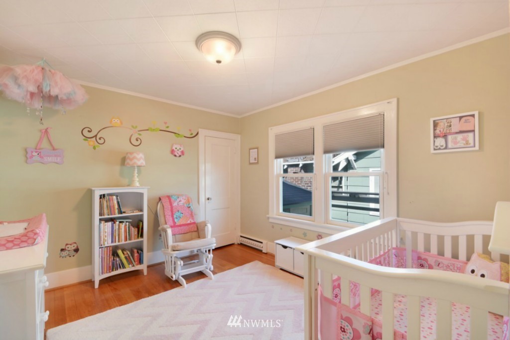 5730 Keystone Place North Seattle, WA 98103 - Photo 8 of 13 Gallery Image 8