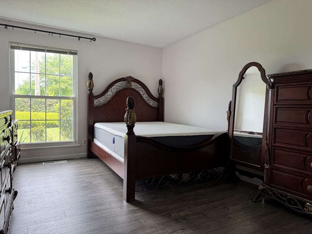 324 Russell Road, Unit 109 Westfield, MA 01085 - Photo 10 of 18