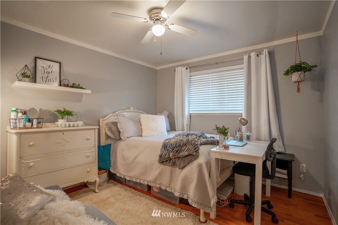 10617 Northeast 197th Street Bothell, WA 98011 - Photo 16 of 32