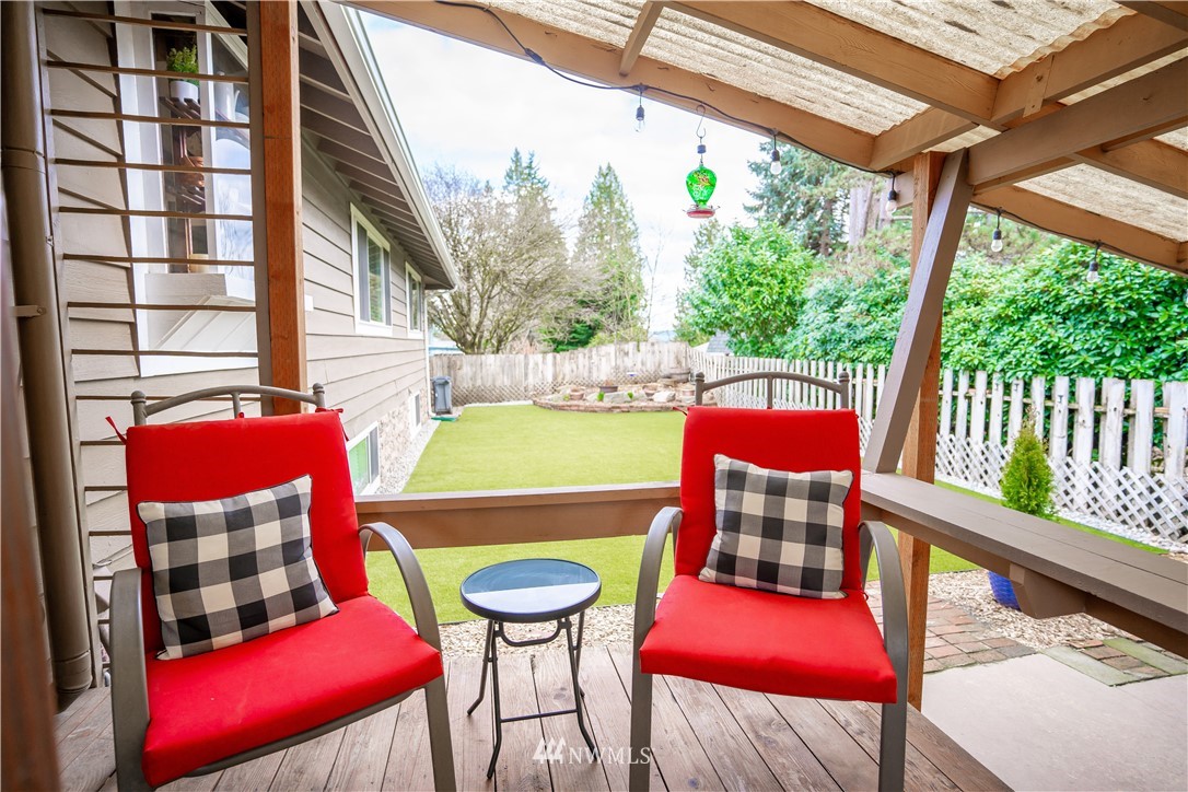 10617 Northeast 197th Street Bothell, WA 98011 - Photo 23 of 32
