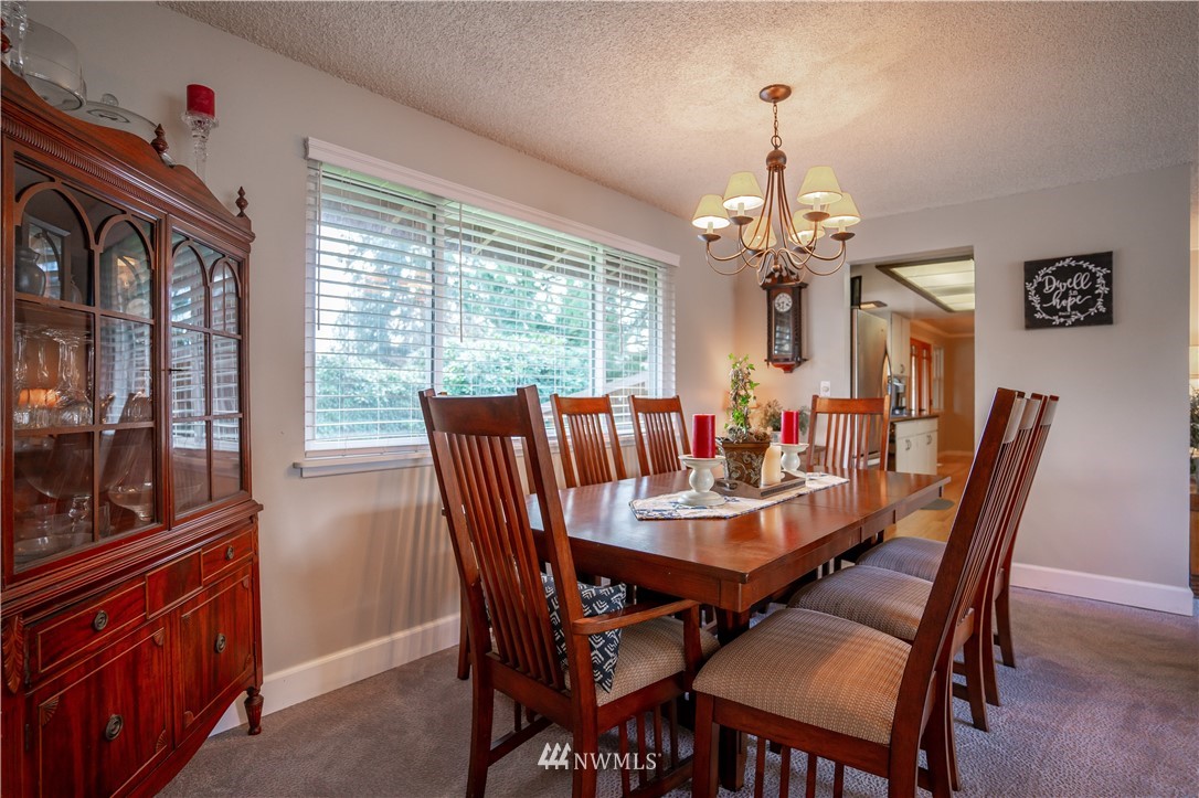 10617 Northeast 197th Street Bothell, WA 98011 - Photo 7 of 32