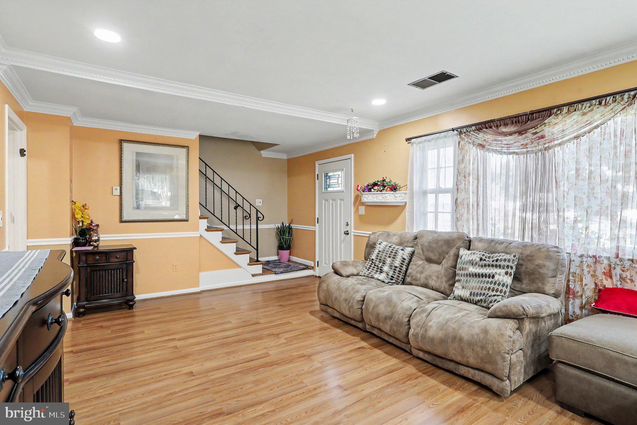17841 Lyda Lane Dumfries, VA 22026 - Photo 4 of 32