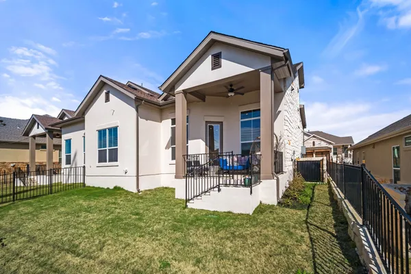$3,100 | 303 Cartwheel Bend, Austin, TX 78738