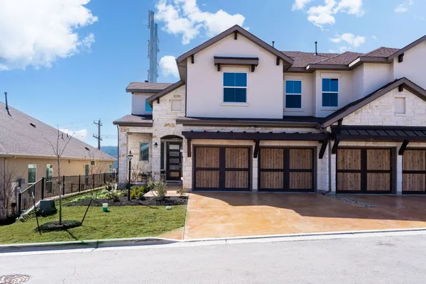 $3,100 | 303 Cartwheel Bend, Austin, TX 78738