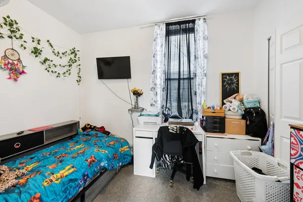 $1,325,000 | 2912 North Milwaukee Avenue, Chicago, IL 60618