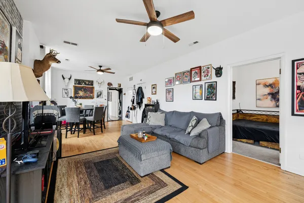 $1,325,000 | 2912 North Milwaukee Avenue, Chicago, IL 60618