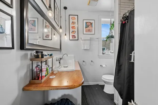 $1,325,000 | 2912 North Milwaukee Avenue, Chicago, IL 60618