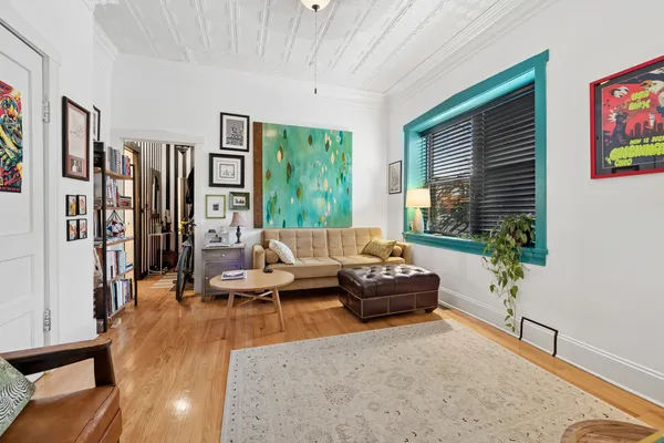 $1,325,000 | 2912 North Milwaukee Avenue, Chicago, IL 60618