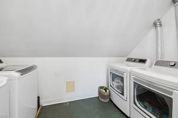$1,325,000 | 2912 North Milwaukee Avenue, Chicago, IL 60618