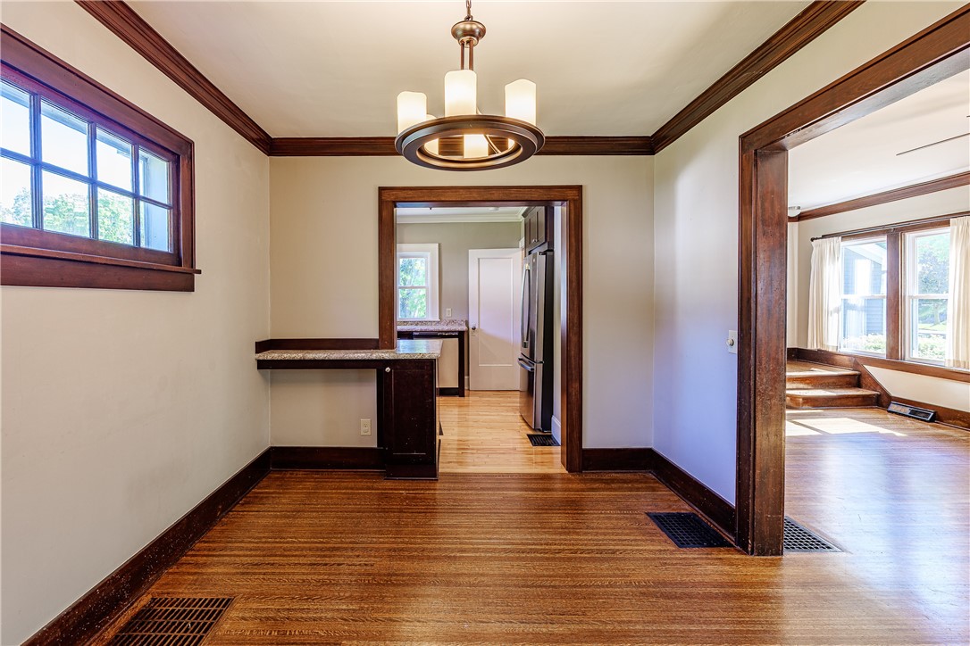 130 Fairfax Road Rochester, NY 14609 - Photo 16 of 47