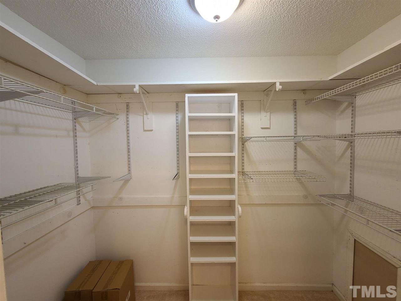 6535 New Market Way, Unit END Raleigh, NC 27615 - Photo 15 of 20