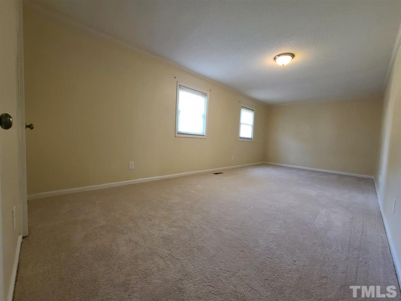 6535 New Market Way, Unit END Raleigh, NC 27615 - Photo 16 of 20