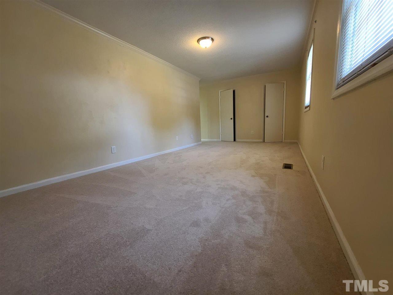 6535 New Market Way, Unit END Raleigh, NC 27615 - Photo 17 of 20