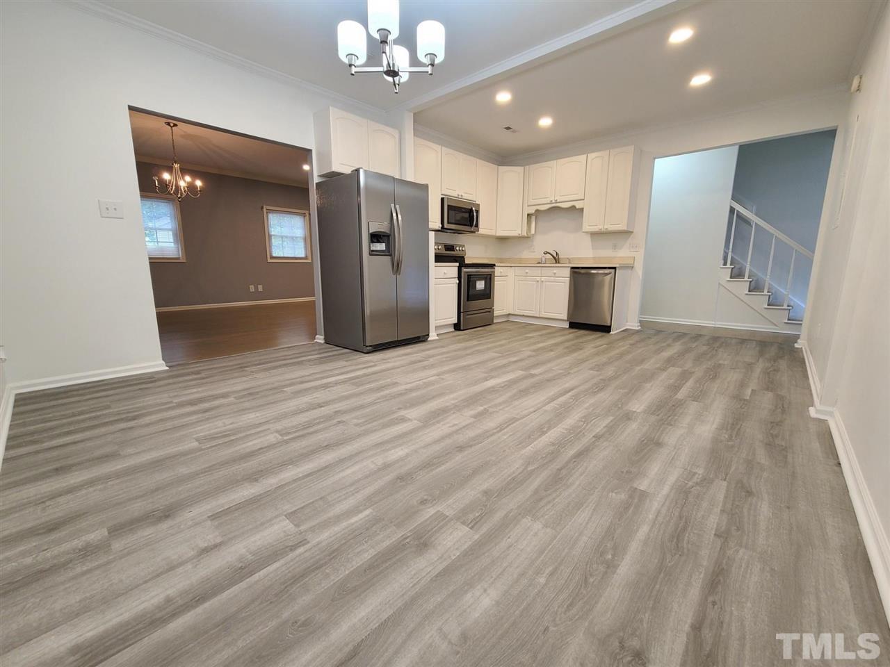 6535 New Market Way, Unit END Raleigh, NC 27615 - Photo 6 of 20