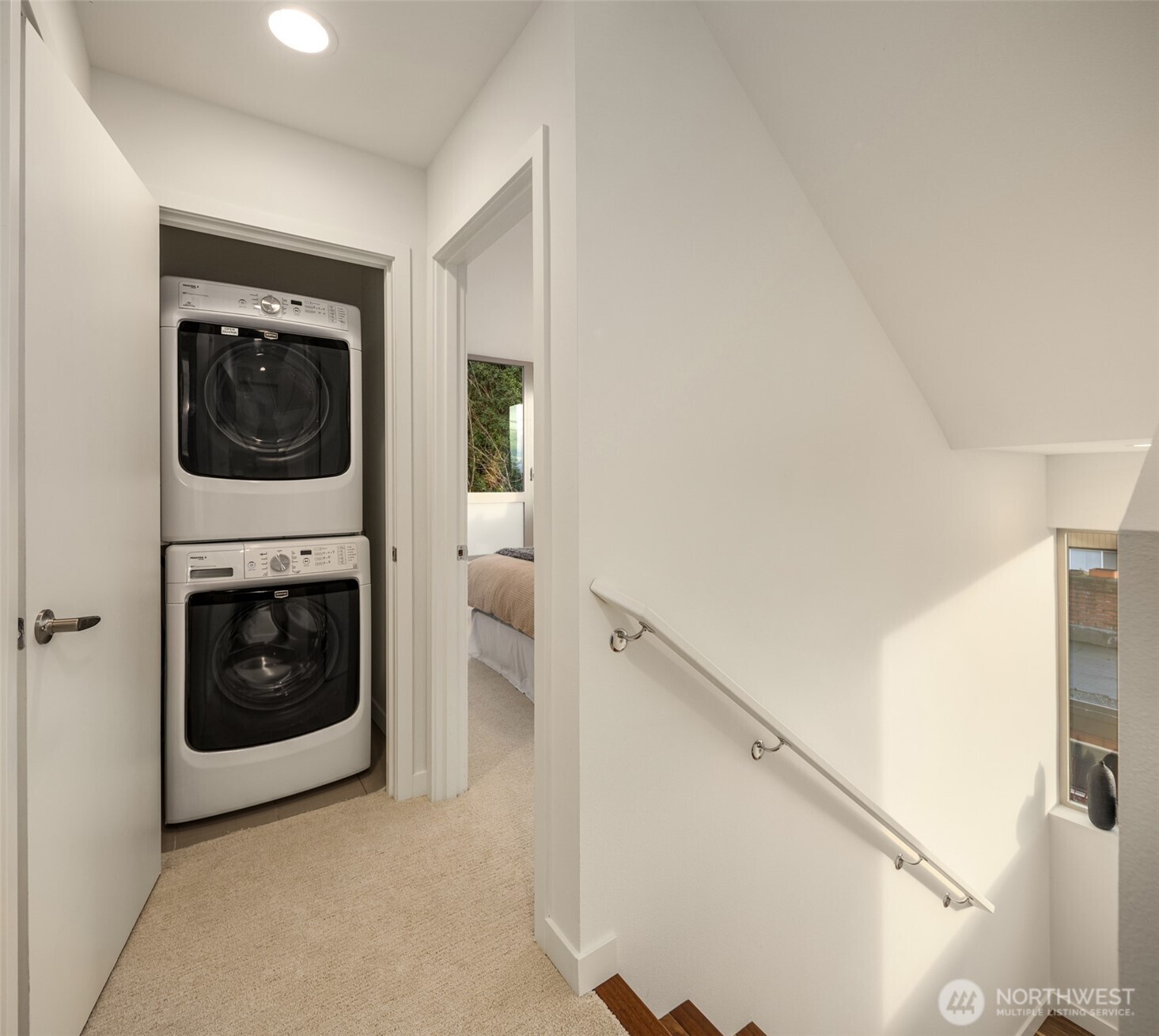 2806 14th Avenue West, Unit A Seattle, WA 98119 - Photo 23 of 36