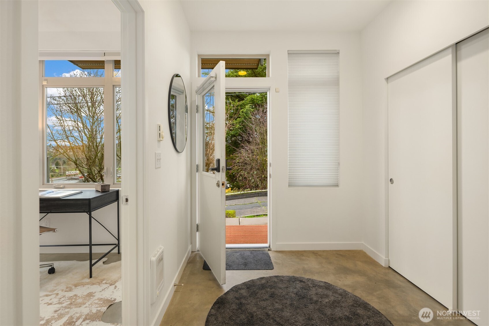 2806 14th Avenue West, Unit A Seattle, WA 98119 - Photo 25 of 36