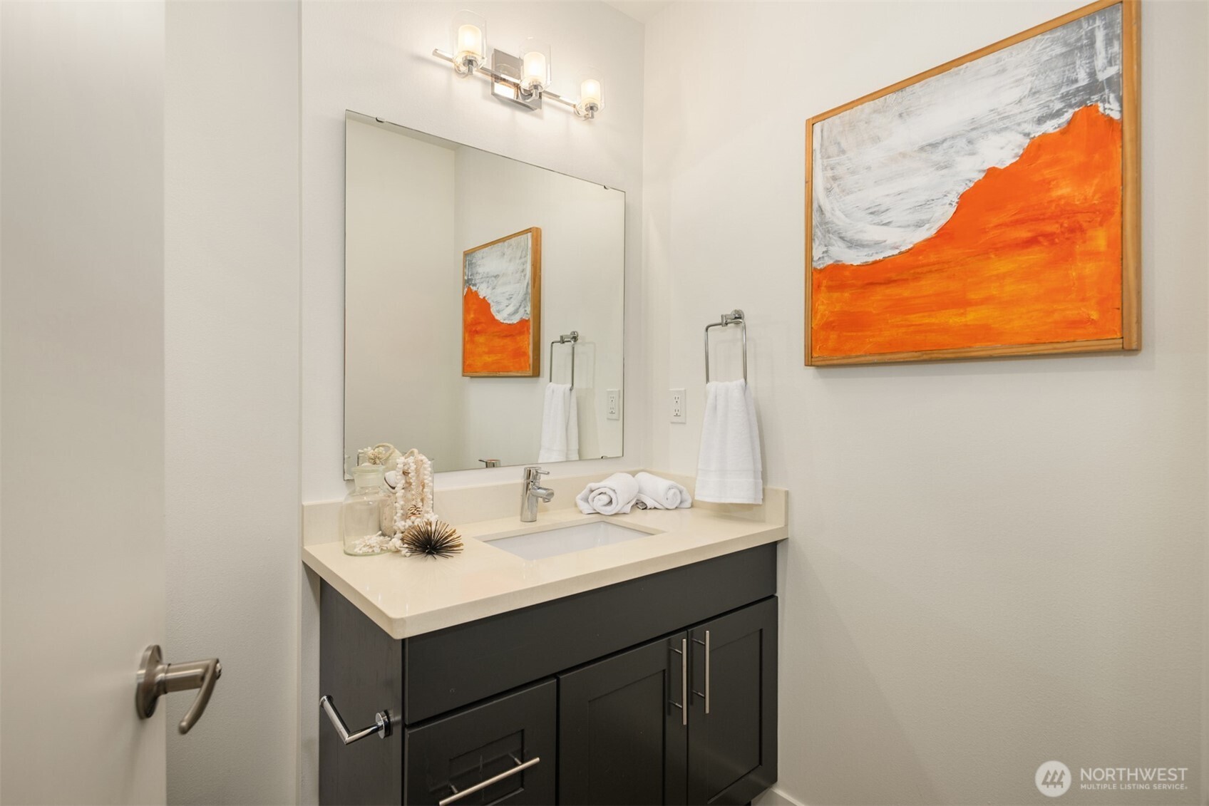 2806 14th Avenue West, Unit A Seattle, WA 98119 - Photo 27 of 36